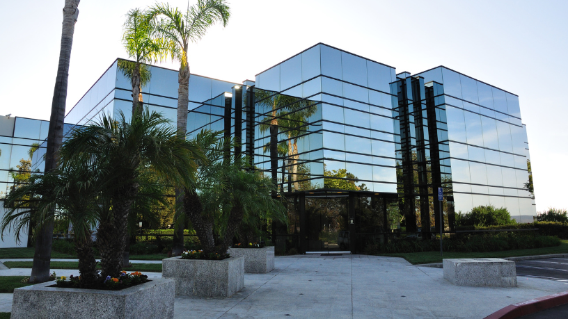 Alex Nabuco dos Santos explica como os imóveis corporativos se consolidam como ativos reais capazes de preservar valor em períodos inflacionários.