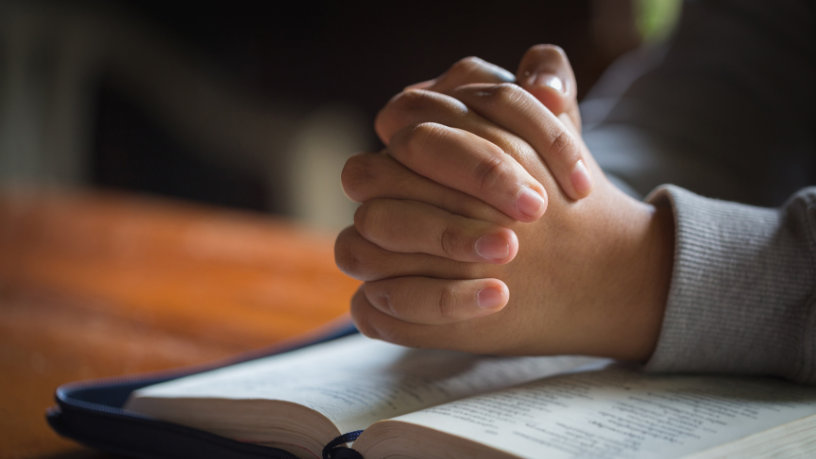 Em seu texto, Jose Eduardo De Oliveira e Silva destaca o amor cristão como força transformadora que une, restaura e impulsiona à missão.