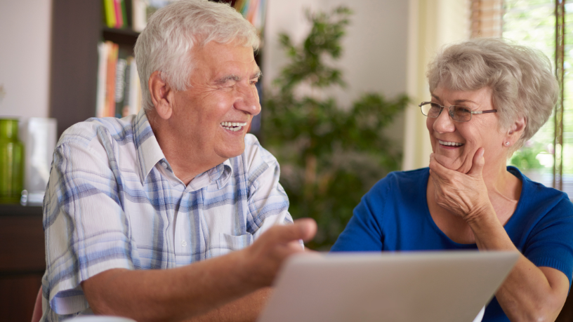 Manter-se bem informado é uma forma de defesa, como destaca o Sindnapi - Sindicato Nacional dos Aposentados, Pensionistas e Idosos ao orientar aposentados e pensionistas.
