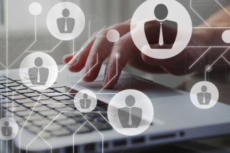 Entenda como Victor Boris Santos Maciel aplica a governança corporativa na prática para elevar a performance da empresa sem gerar burocracia desnecessária.